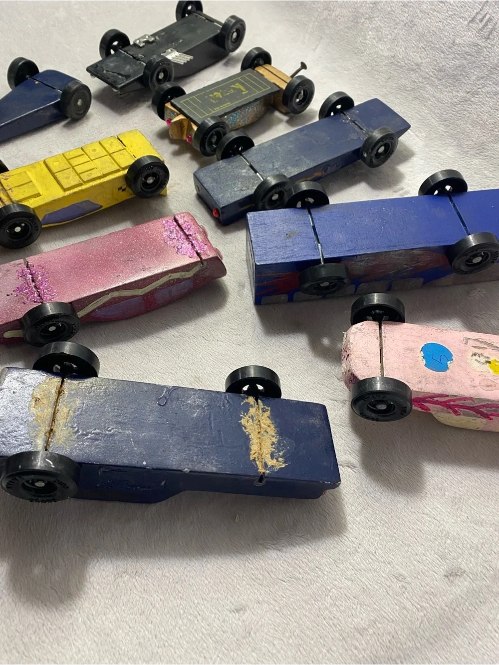 VINTAGE LOT of 9 Pinewood DERBY CARS PINECARS Cub Boy Scouts Wooden PINE CARS